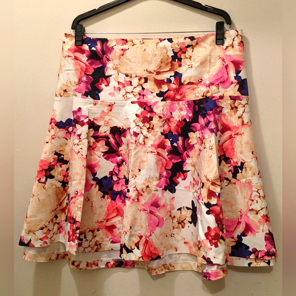 Lane Bryant Floral Women's Skirt - Pink and Cream